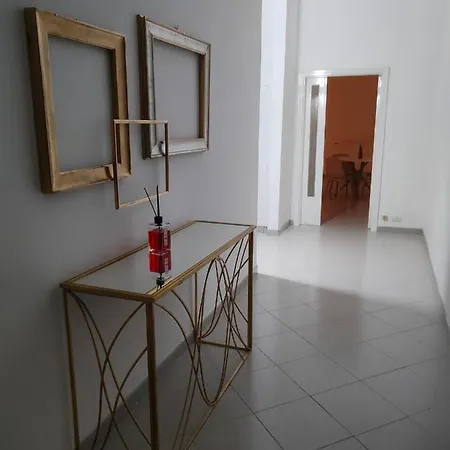 Feriehus Al Bouganville Casa Matera